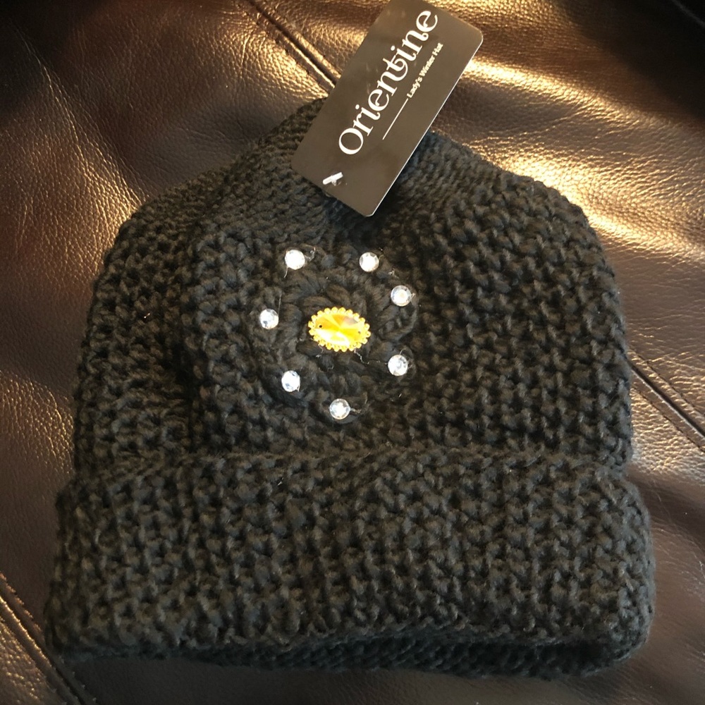 Hand Knit Beanie w/Front Accent